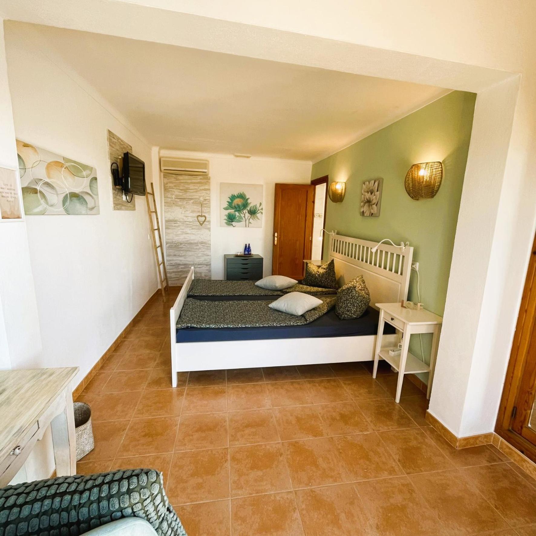 Agroturismo S Hort De Can Carrio Ag226 Ses Salines  Kültér fotó